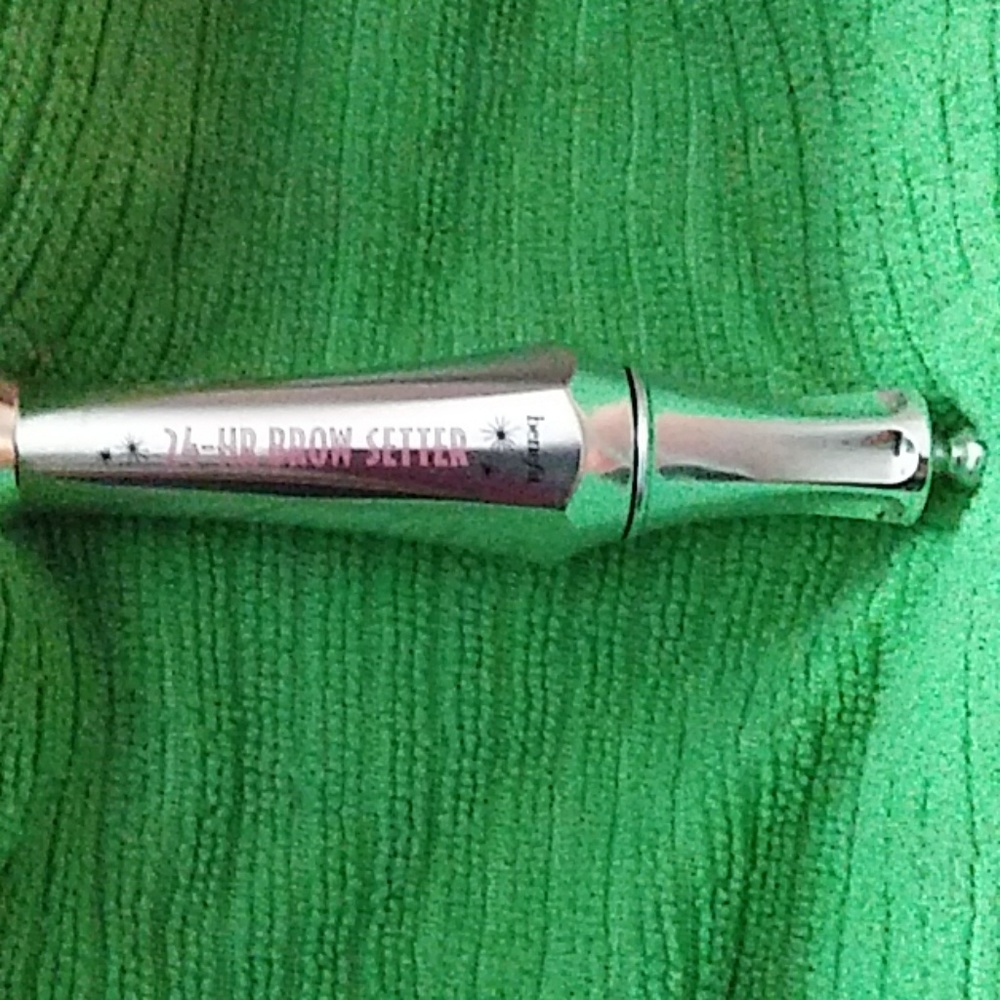 Benefit Cosmetics 24 hr Brow Setter